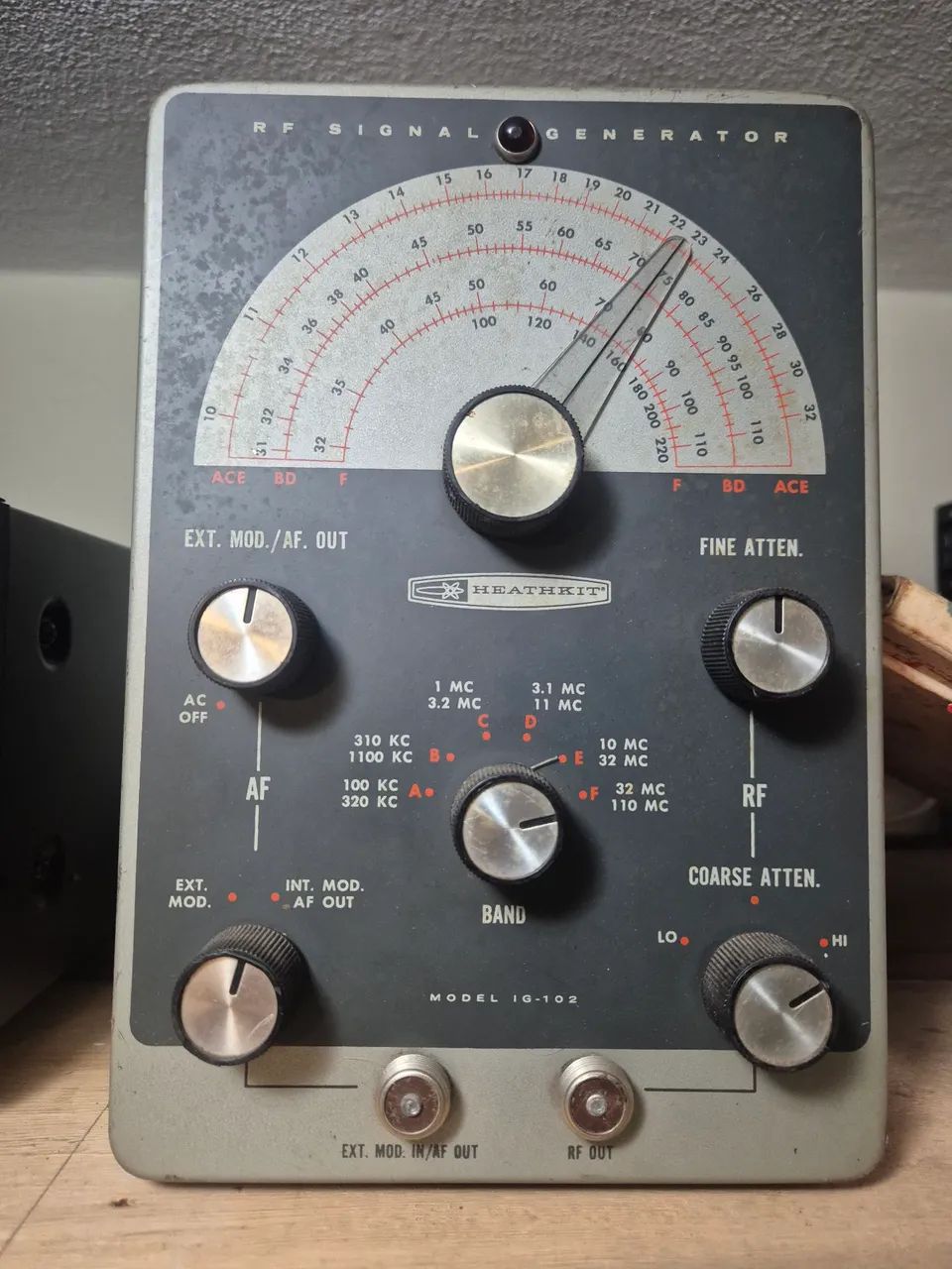 Heath Kit Model IG-102