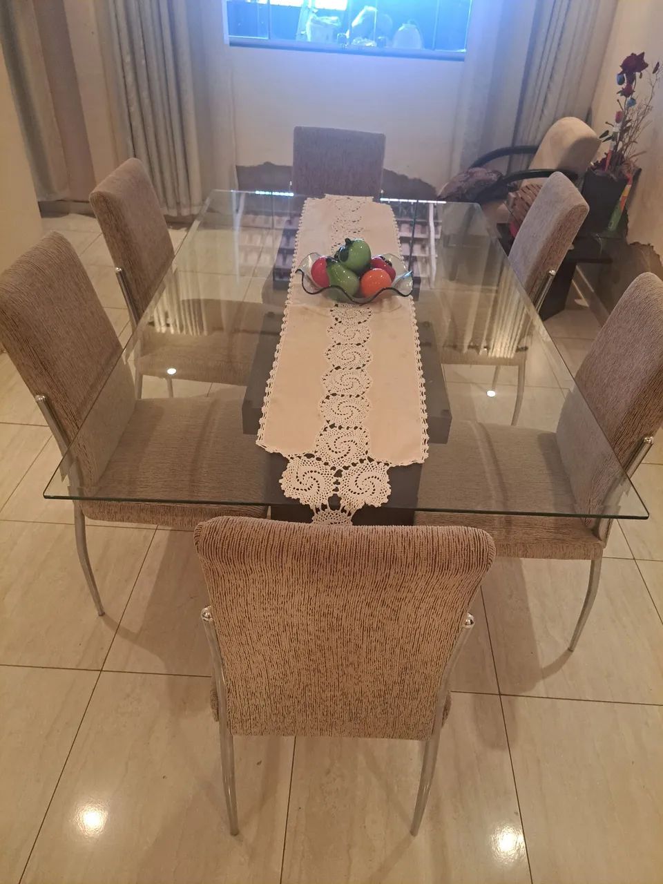 Conjunto mesa 6 cadeiras. Tampo de vidro - Foto 5