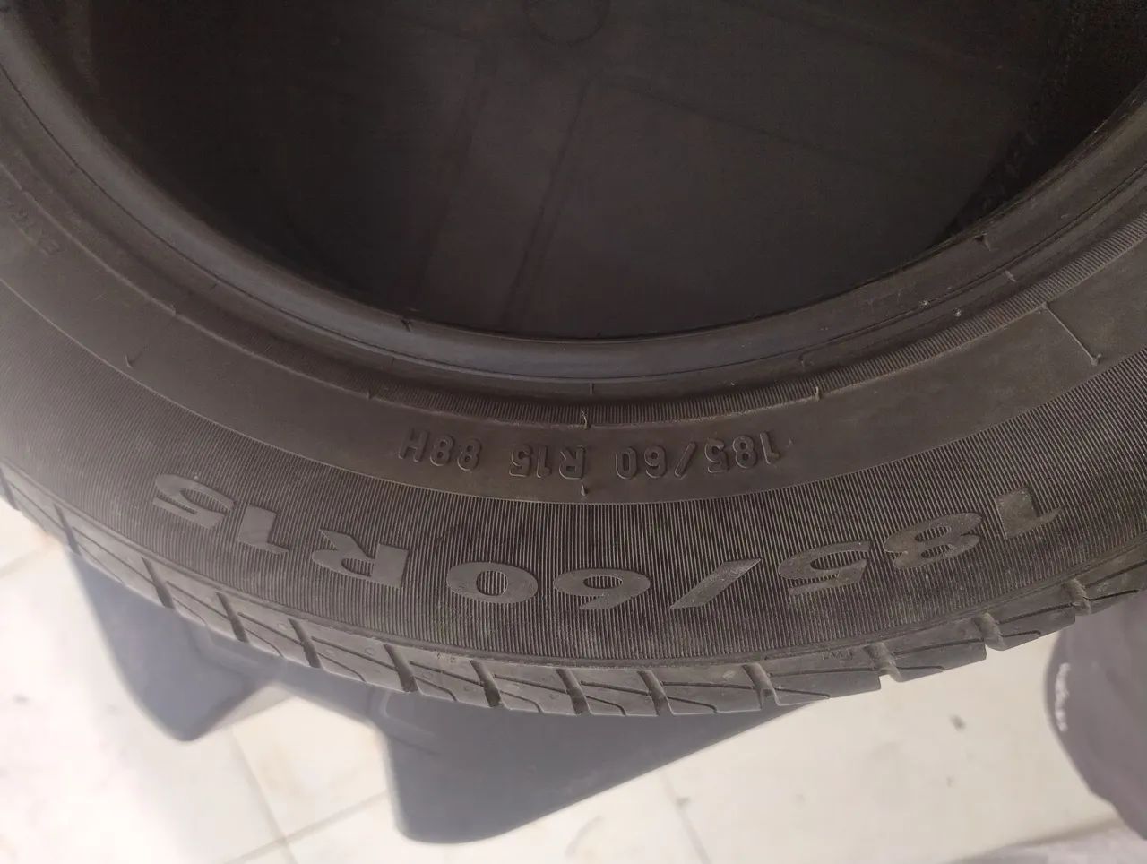 Pneu Pirelli aro 15 - Foto 2