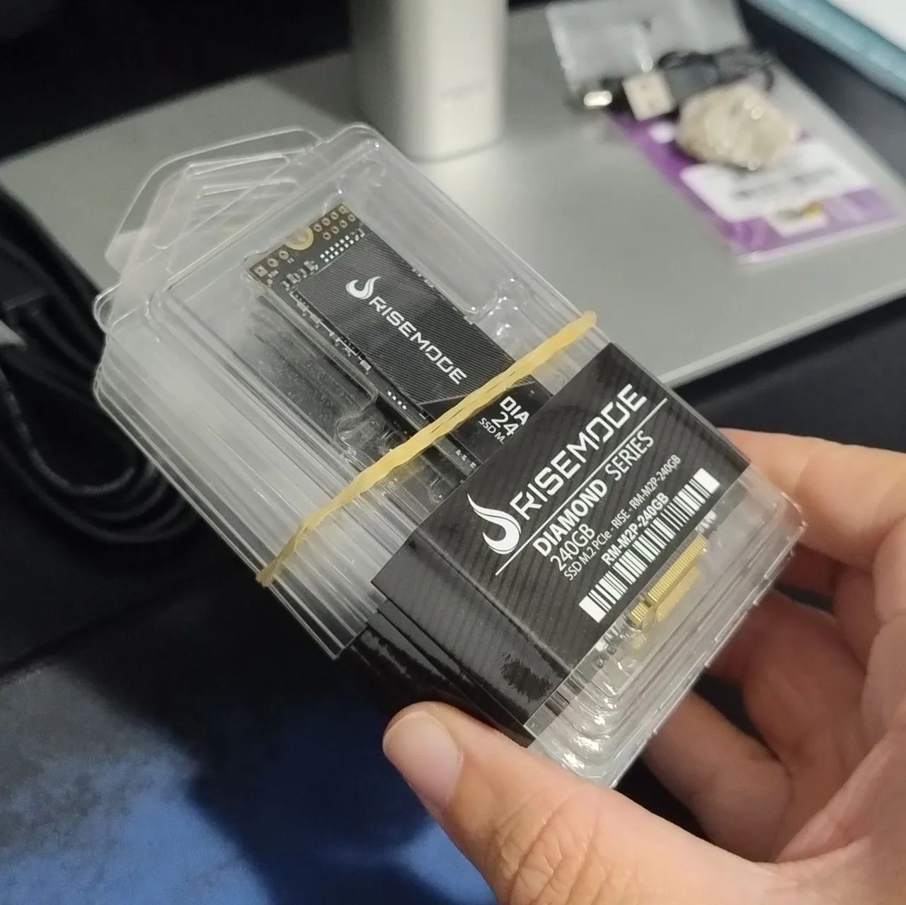 6 unidades: SSD M2 - Rise Mode Diamond Series RM-M2P-240GB