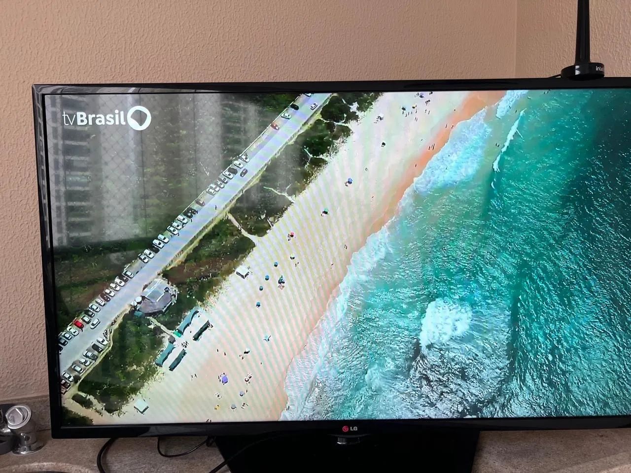 TV LG 47 pol - Foto 3