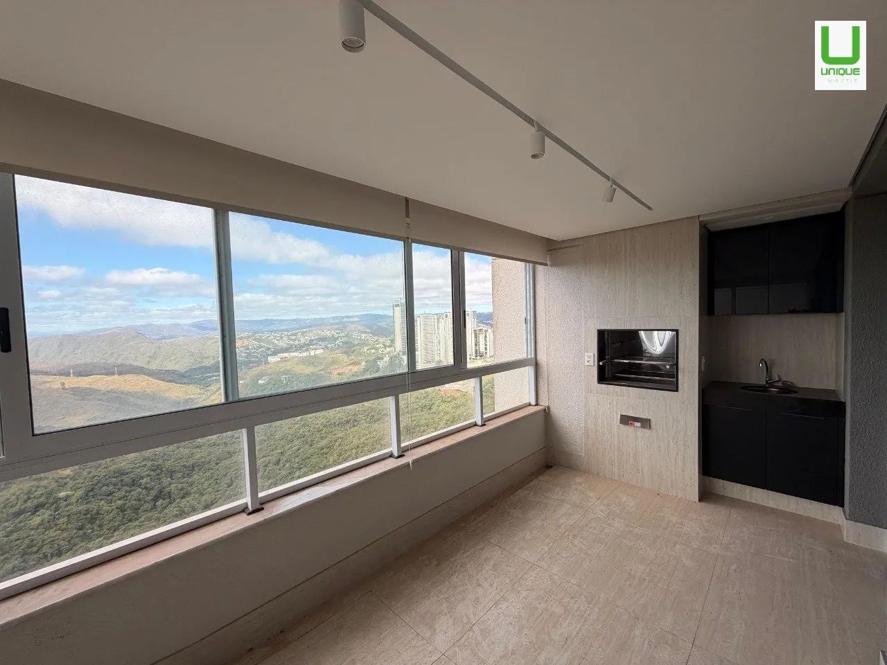 3 SUITES ALTO LUXO