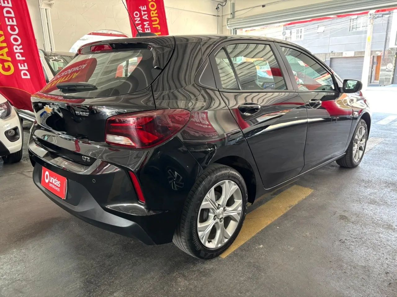 Chevrolet Onix Plus LTZ 1.0 12V TB Flex Aut. 4P, foto 6 de 17