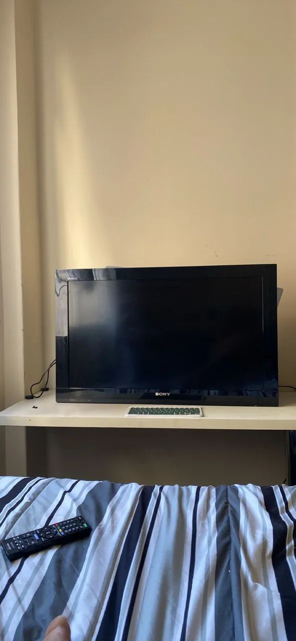 TV SONY BRAVIA 32 - PERFEITO ESTADO 