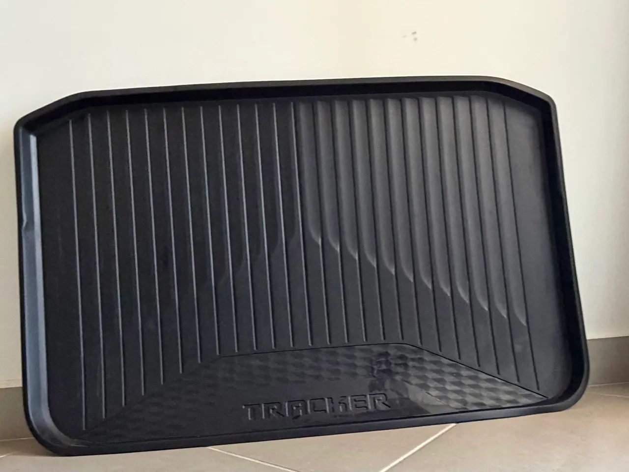 Tapete Bandeja Do Porta Malas Nova Tracker 20/26 Original Gm