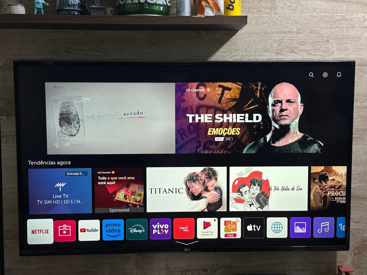 TV 49? LG barata pra vender logo $1000
