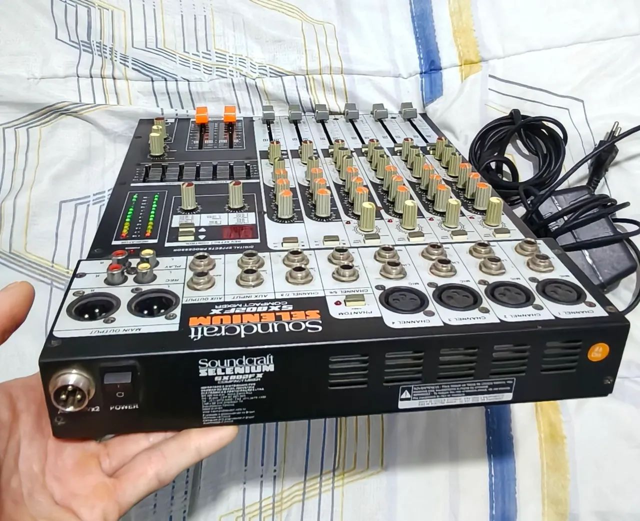 Mesa de som Soundcraft Selenium  - Foto 2