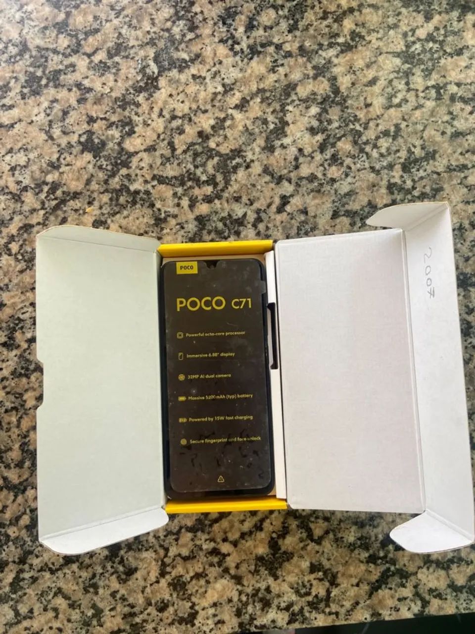 VENDO POCO C71