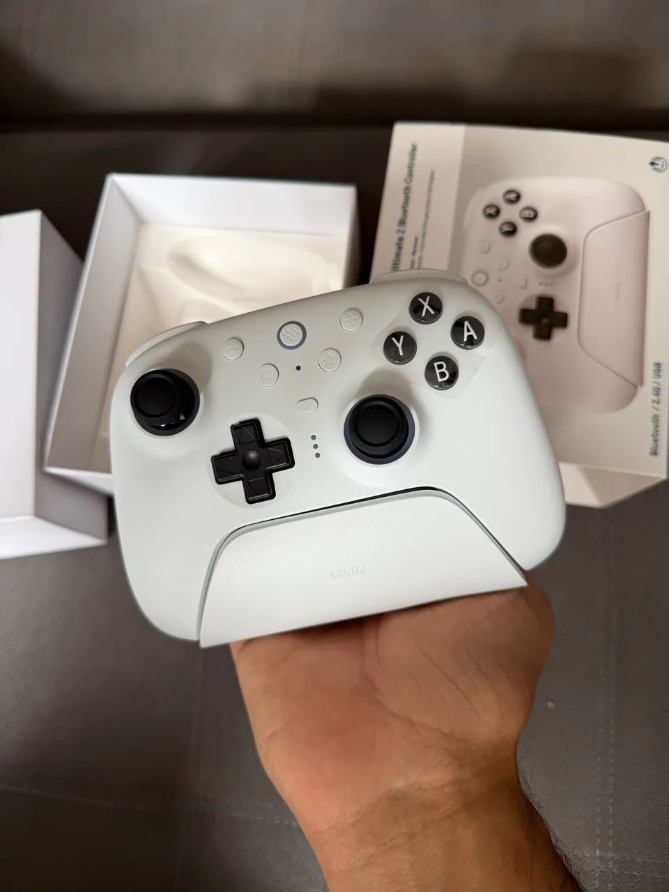 Controle 8BitDo Ultimate 2 Bluetooth com dock - zero, baita gamepad
