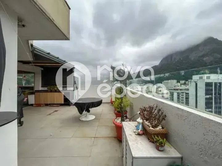 Humaitá | Cobertura 3 quartos, sendo 1 suite
