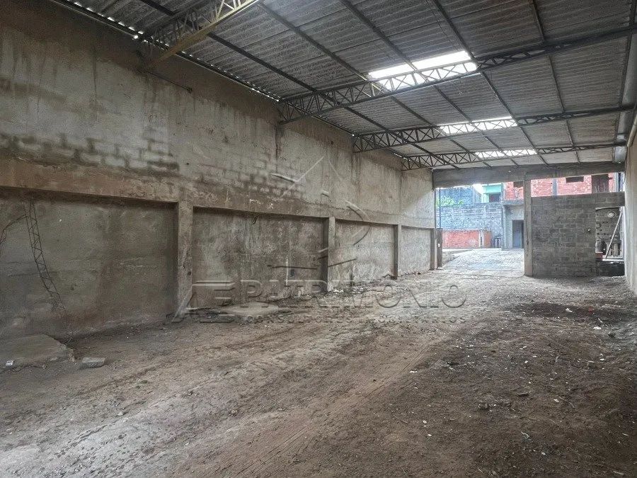 Barracão Comercial 201,00 M² - Tatiana