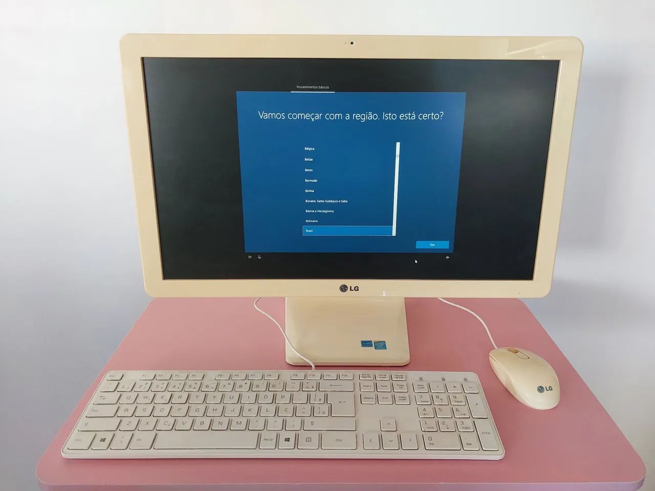 Computador All in One LG 22" + teclado e mouse originais