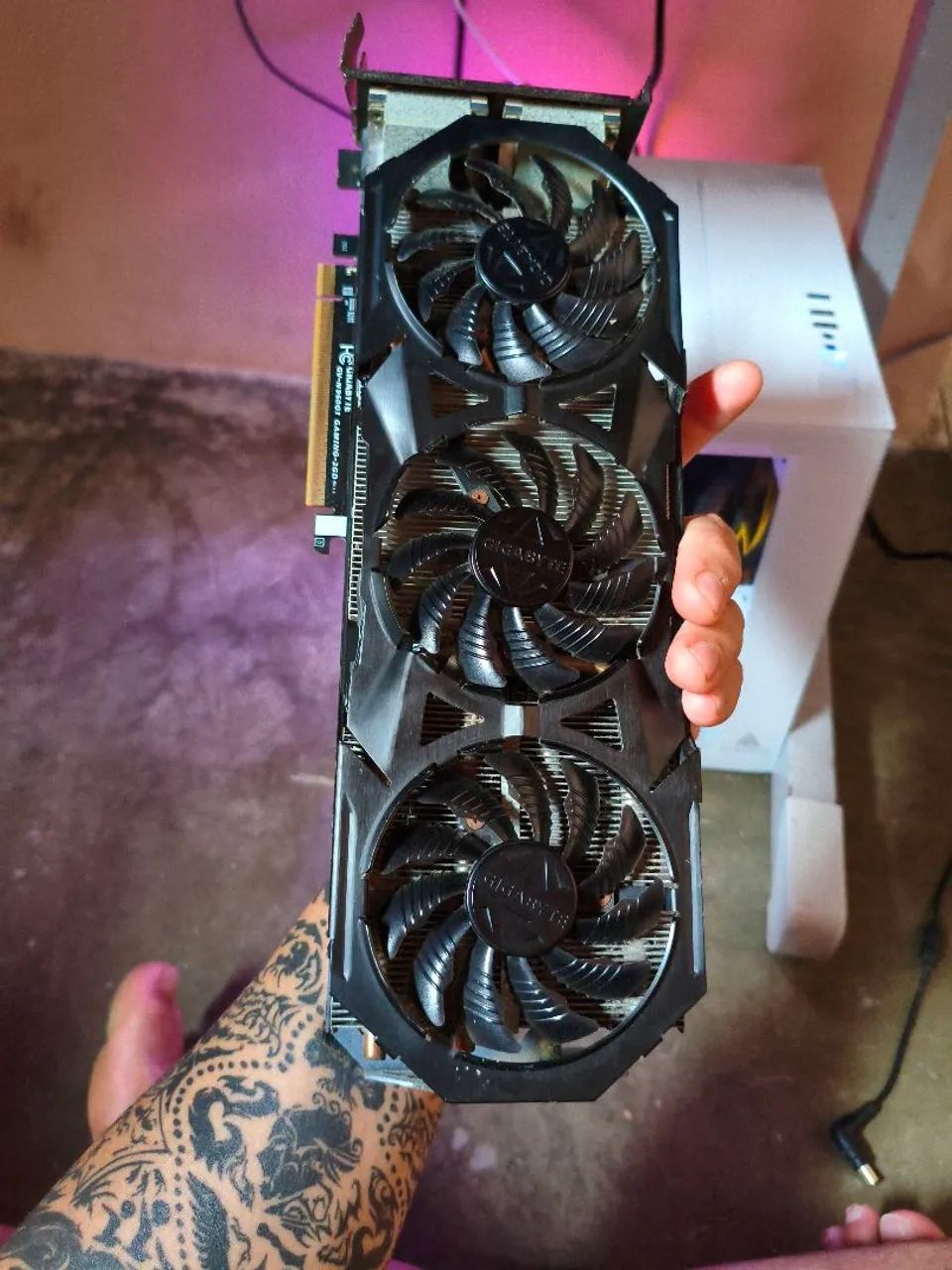 GTX 960 COM DEFEITO 
