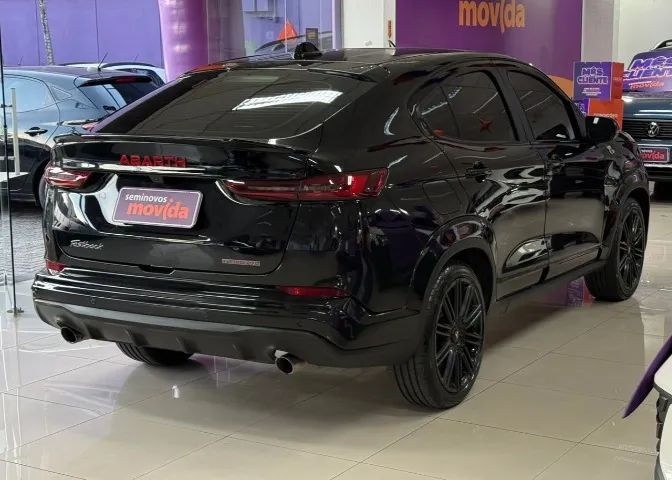 Fiat Fastback Abarth Turbo Flex 1.3 Aut. 2026 - Foto 2