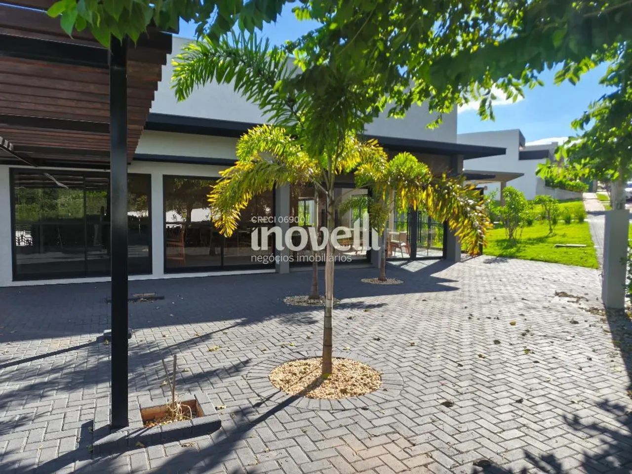 Sobrado à venda em Maringá, Parque Industrial, com 4 suítes, com 310 m² - Foto 4