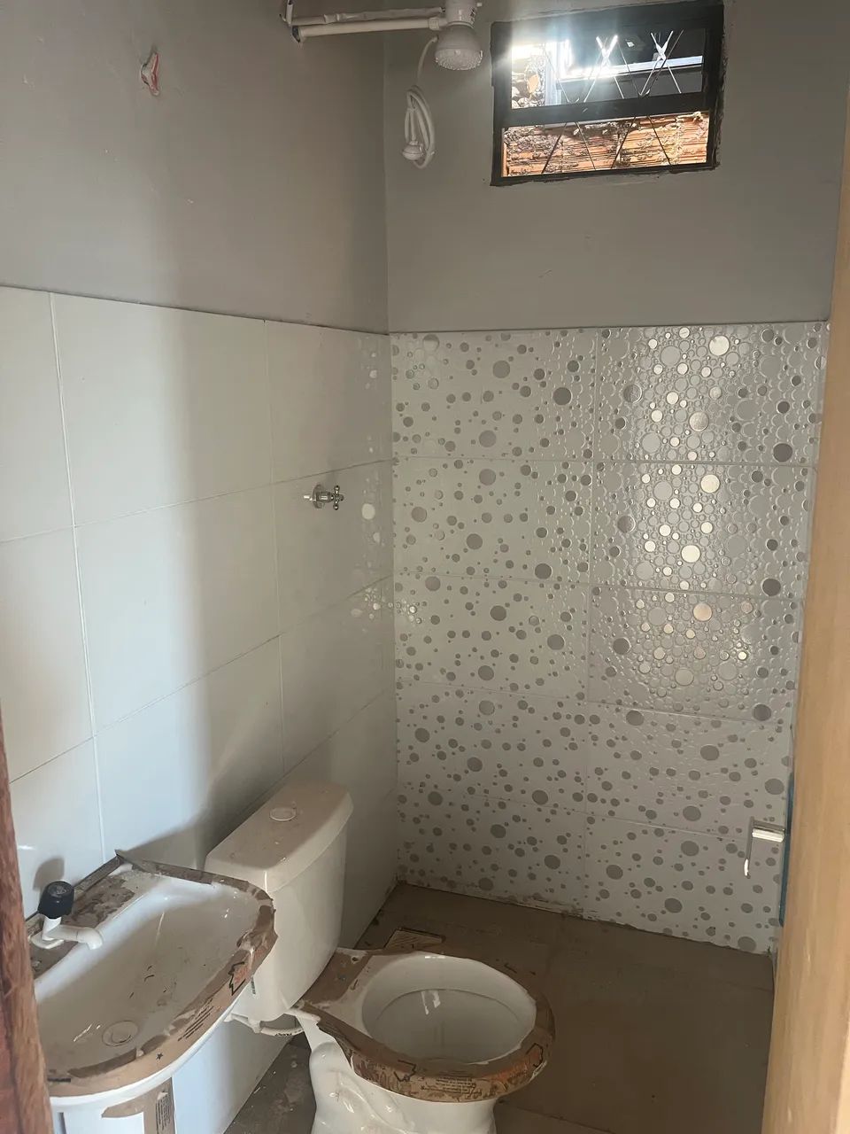 KITNETS PARA ALUGUEL - JARDIM INGÁ - R$ 450,00.   - Foto 4
