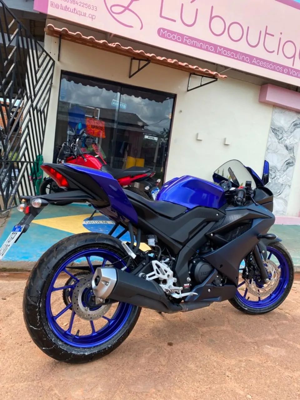R15 ABS 2025 - Foto 4