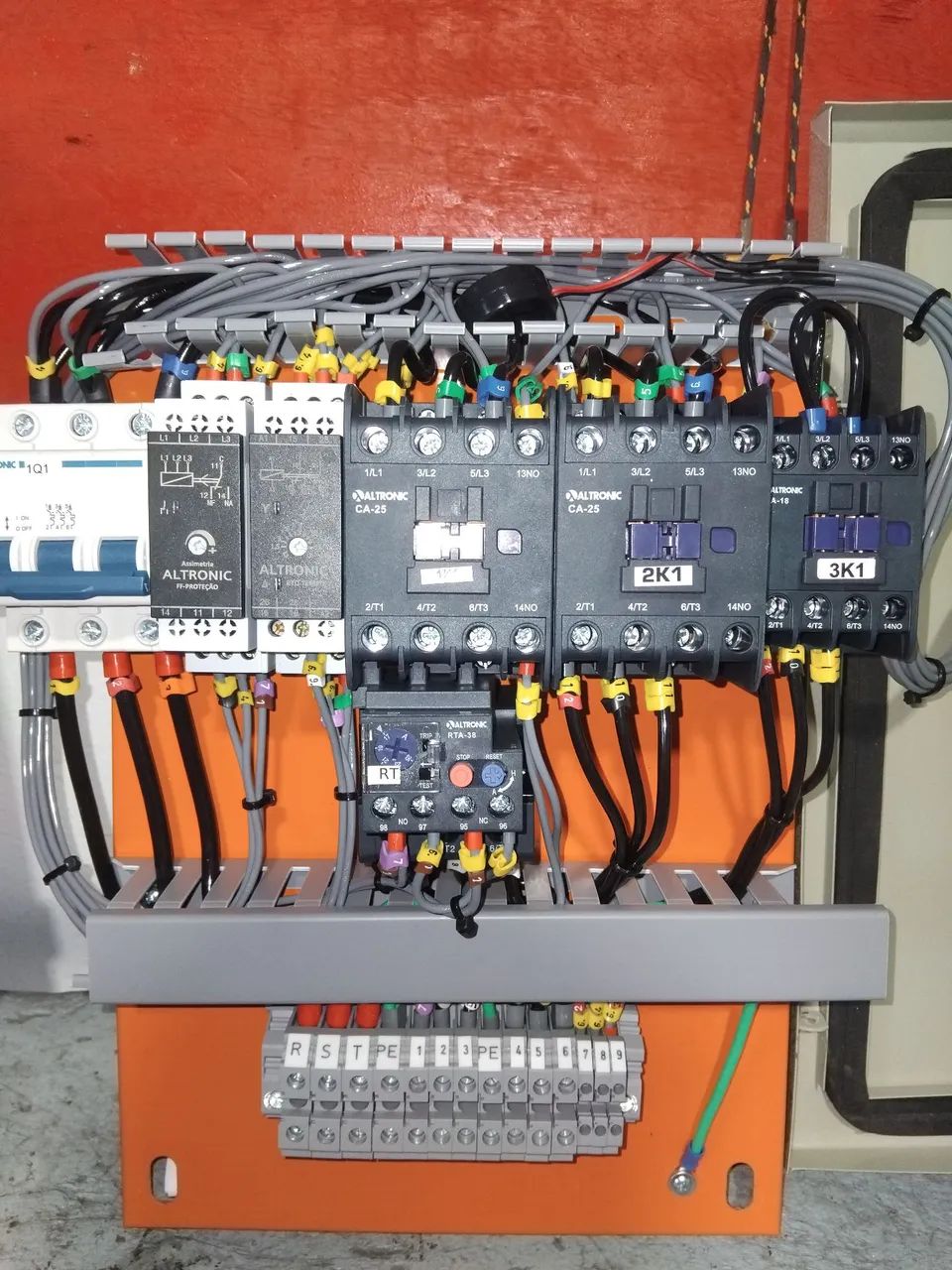 Automação quadro eletrico partida direta e estrela triangulo
