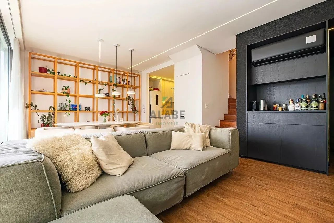 Apartamento duplex à venda em Pinheiros com 118m², 2 quartos e 1 vaga