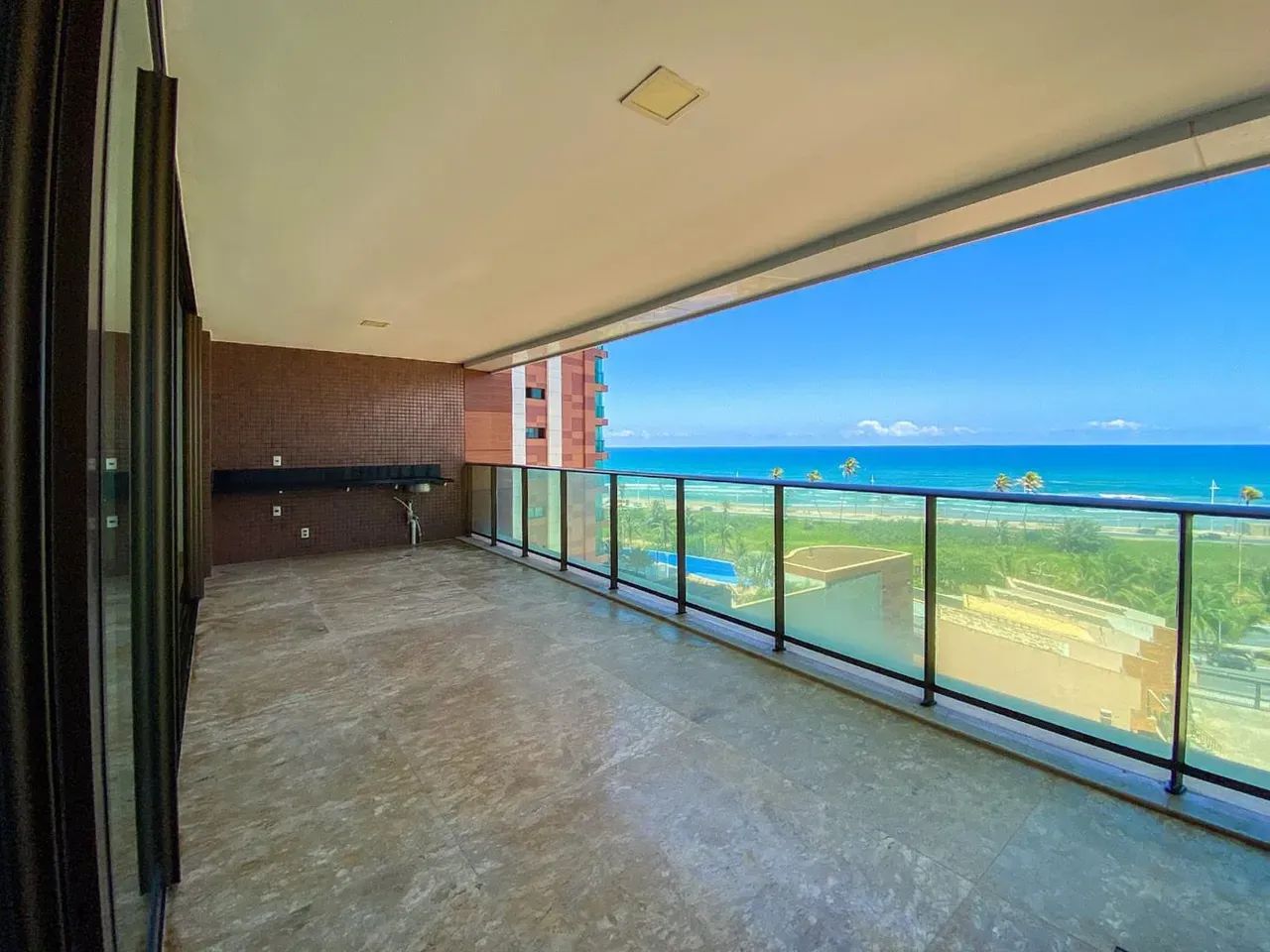 D'Azur, 4 Suítes Distribuído Entre 235M² A 242M² E 4 Vagas De Garagem Em Jaguaribe. D1BEH - Foto 3