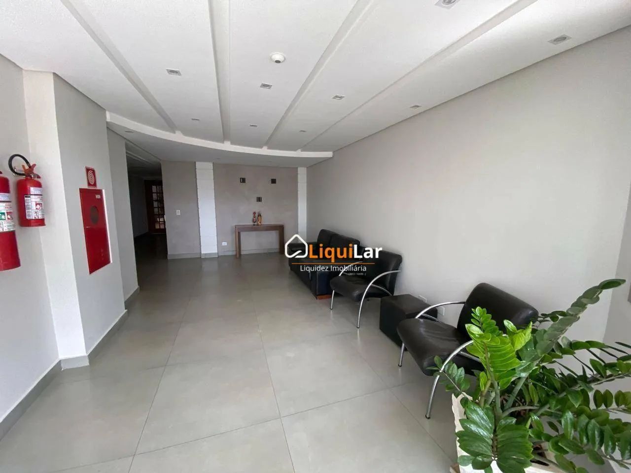 Apartamento para Locação no Edifício Pernambuco com 77 m², 3 Quartos, Suíte e 2 Vagas - Foto 5