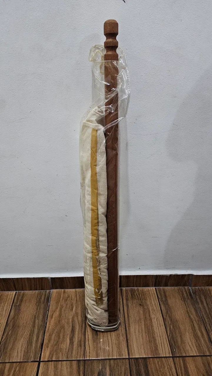 Cadeira de Teto Denana