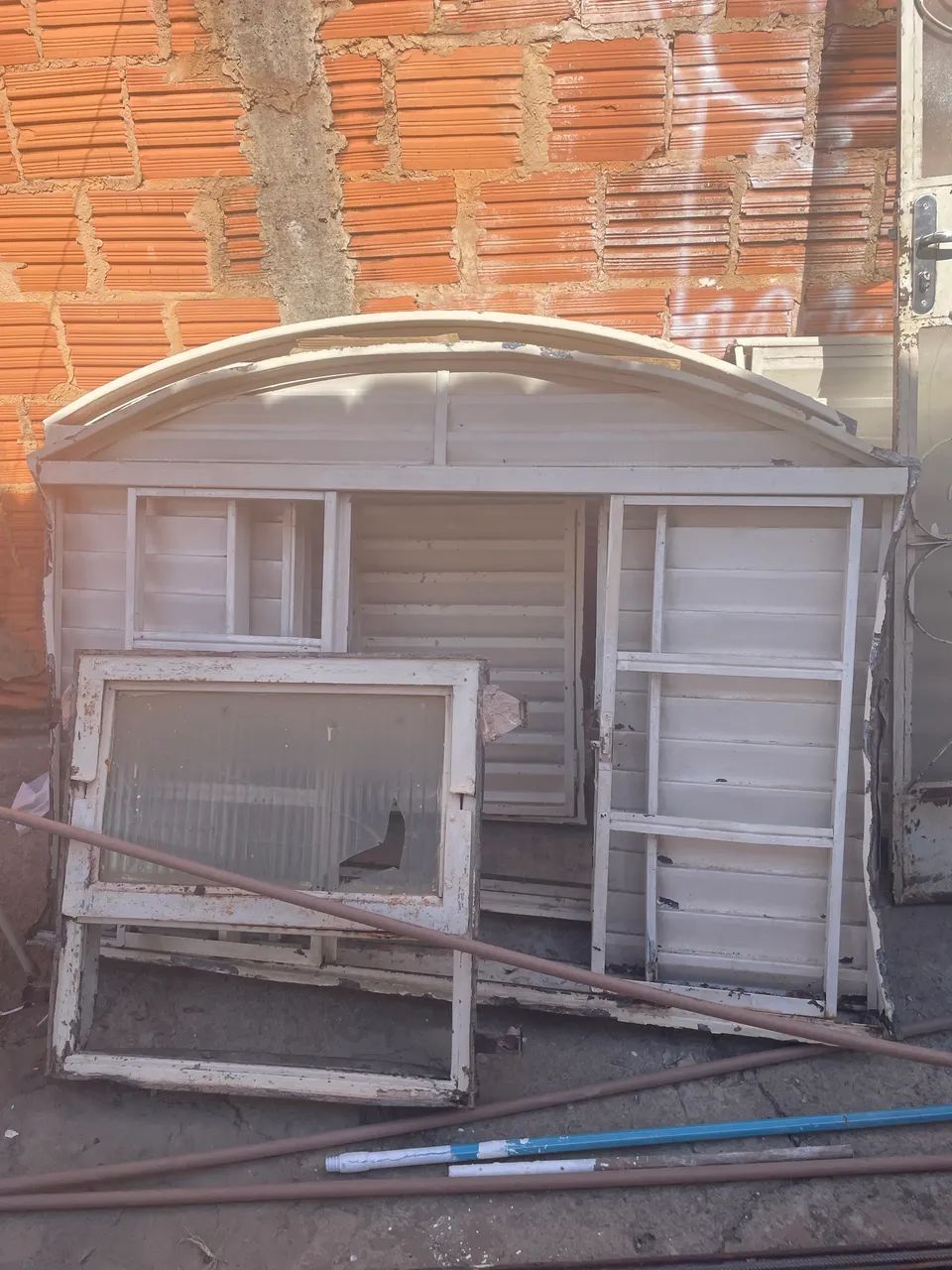 Portas e janelas usadas446558535052185604