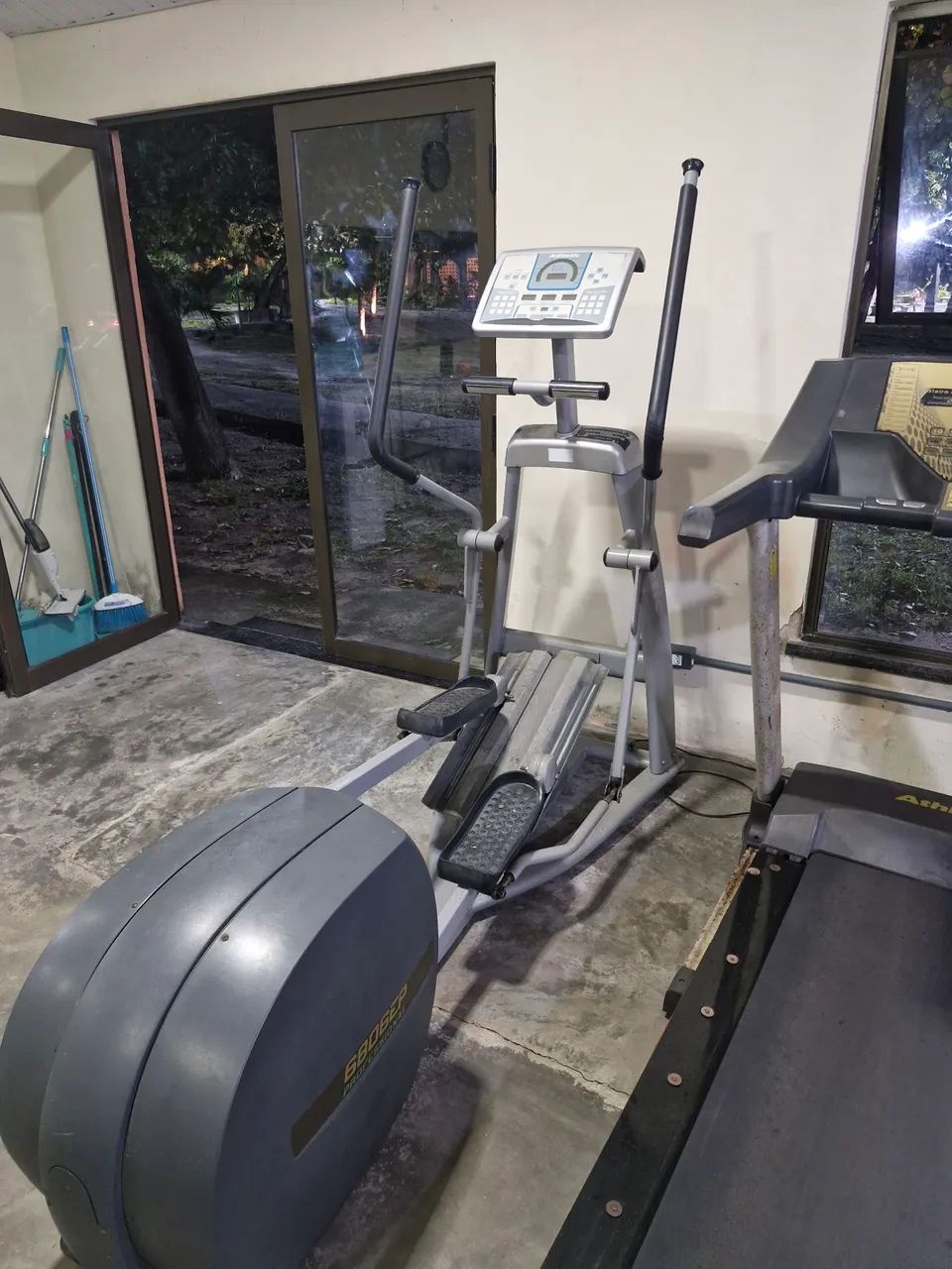 Elíptico Athletic  - Foto 2