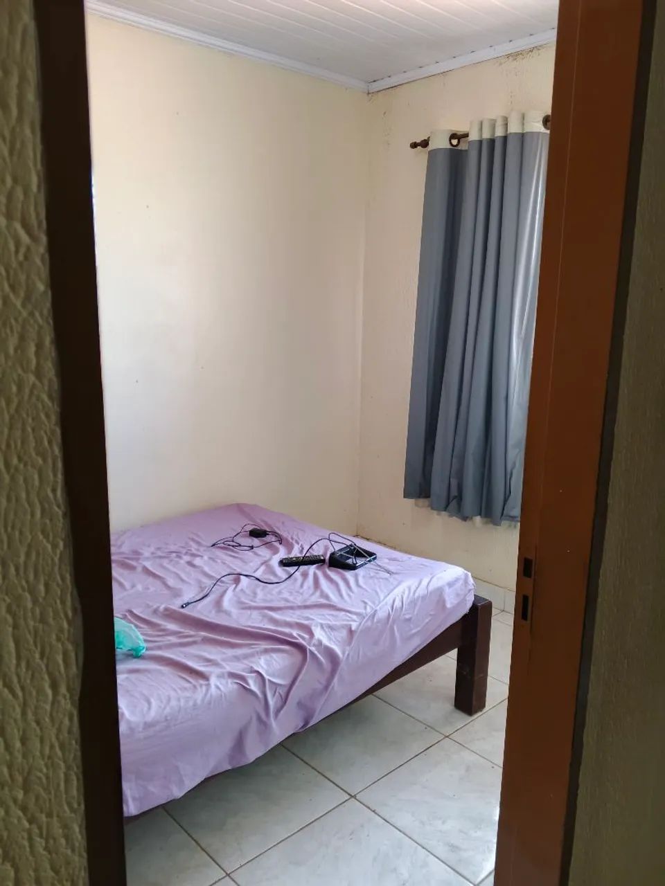Vendo casa cidade ocidental quitada - Foto 4