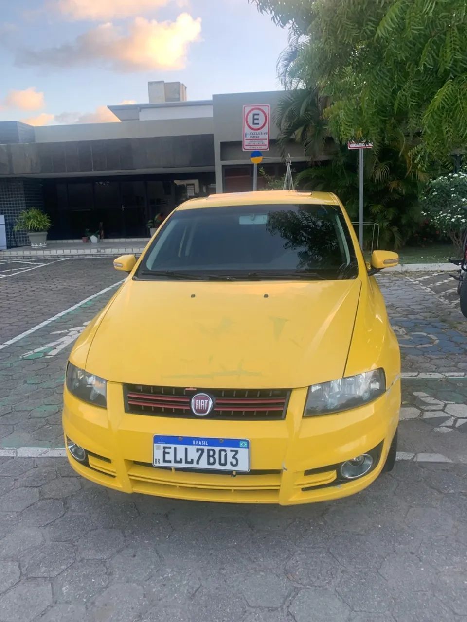 Fiat Stilo Dualogic 1.8 Sporting Flex 8V 5P 2010