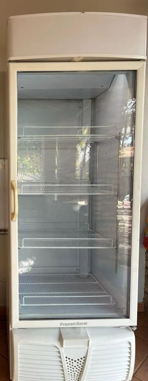 Freezer refrigerador expositor - Geladeiras e Freezers - Campinho