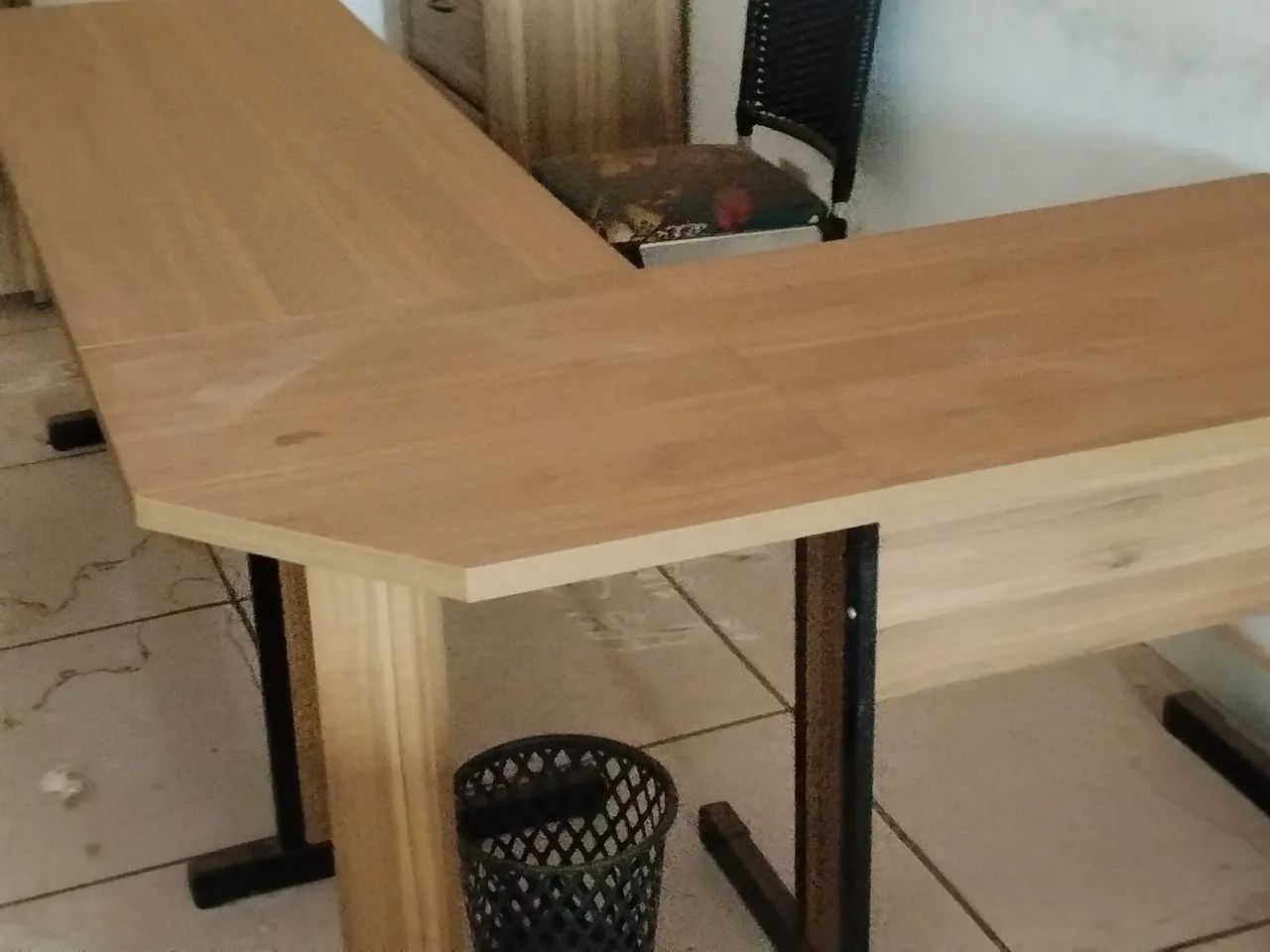 Mesa escritório grande 2 gavetas - Foto 3