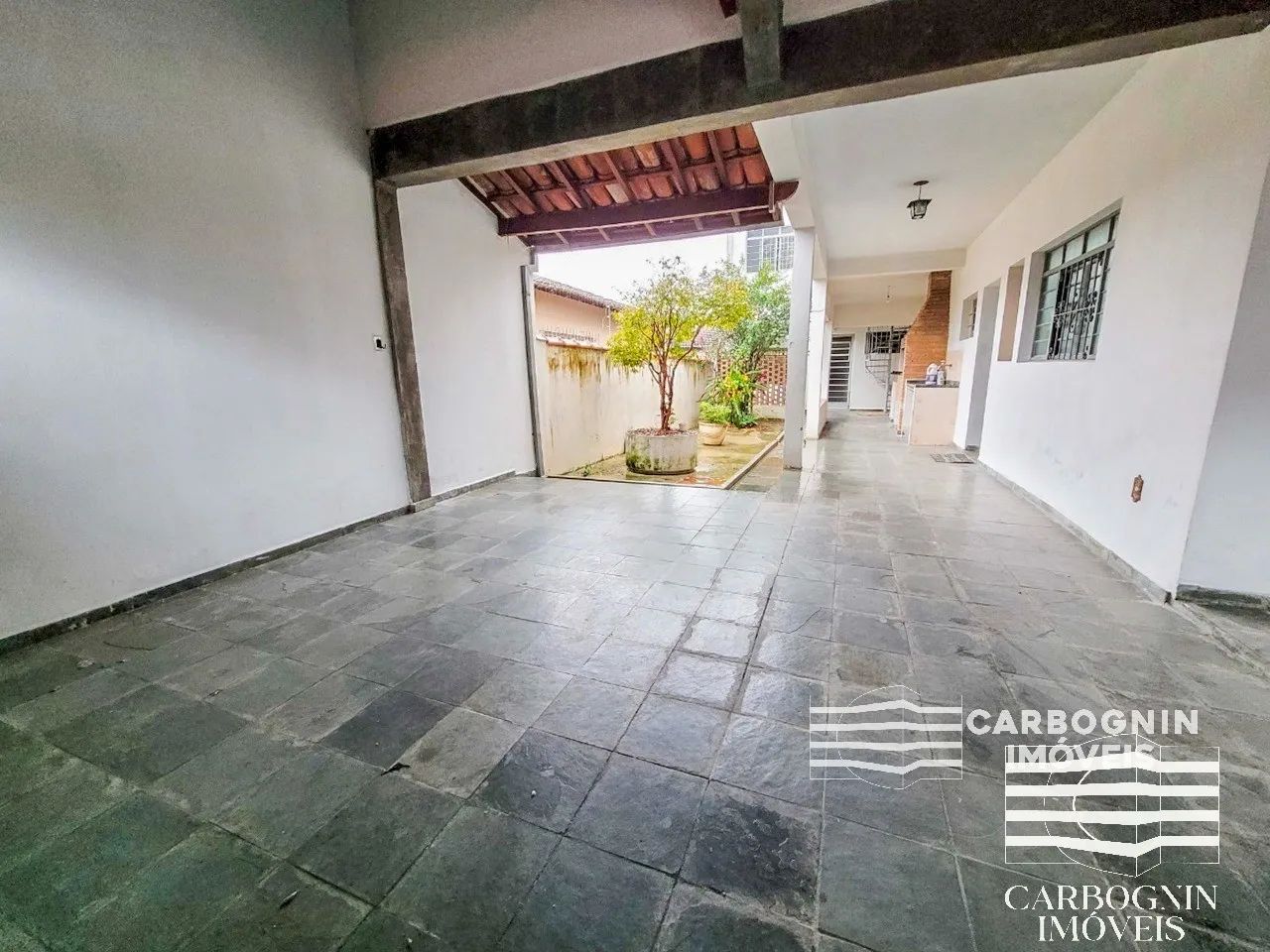 Locação de Casa no Centro em Caçapava - Foto 2