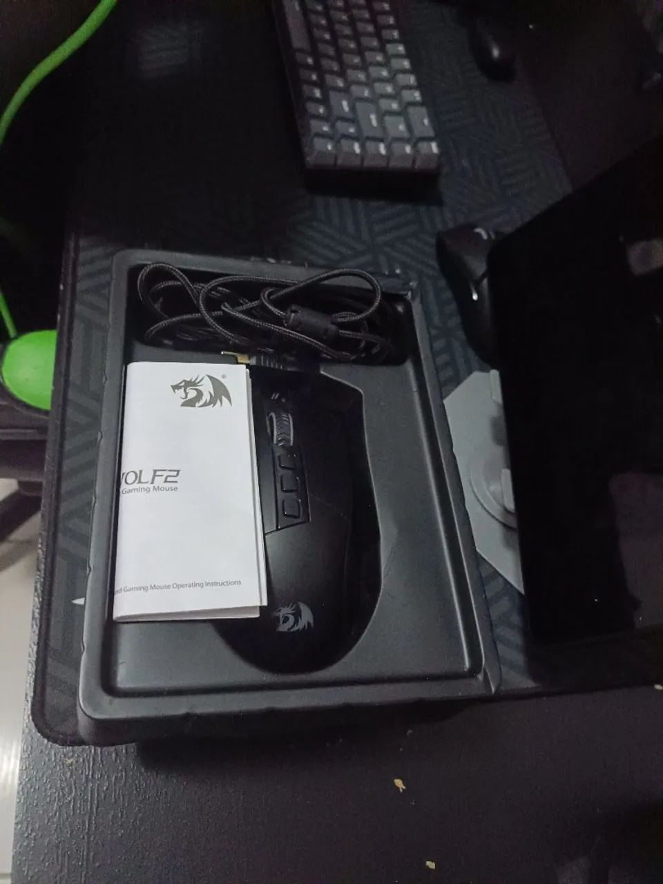 Mouse redragon lonewolf 2 pro m721rgb usado bom ,32000 dpi - Foto 4