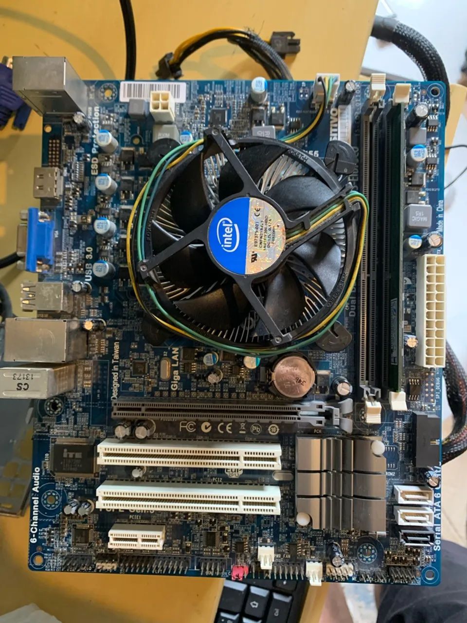 Kit placa mãe + i7 + 4GB  - Foto 4