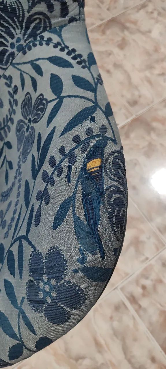 Cadeira giratória tipo concha.  - Foto 2