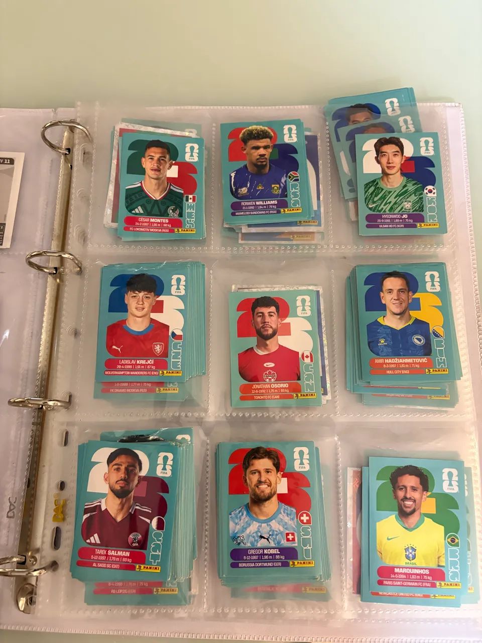 Figurinhas da copa de 2026 normal 1 brilhante 3 legend 25 - Foto 2