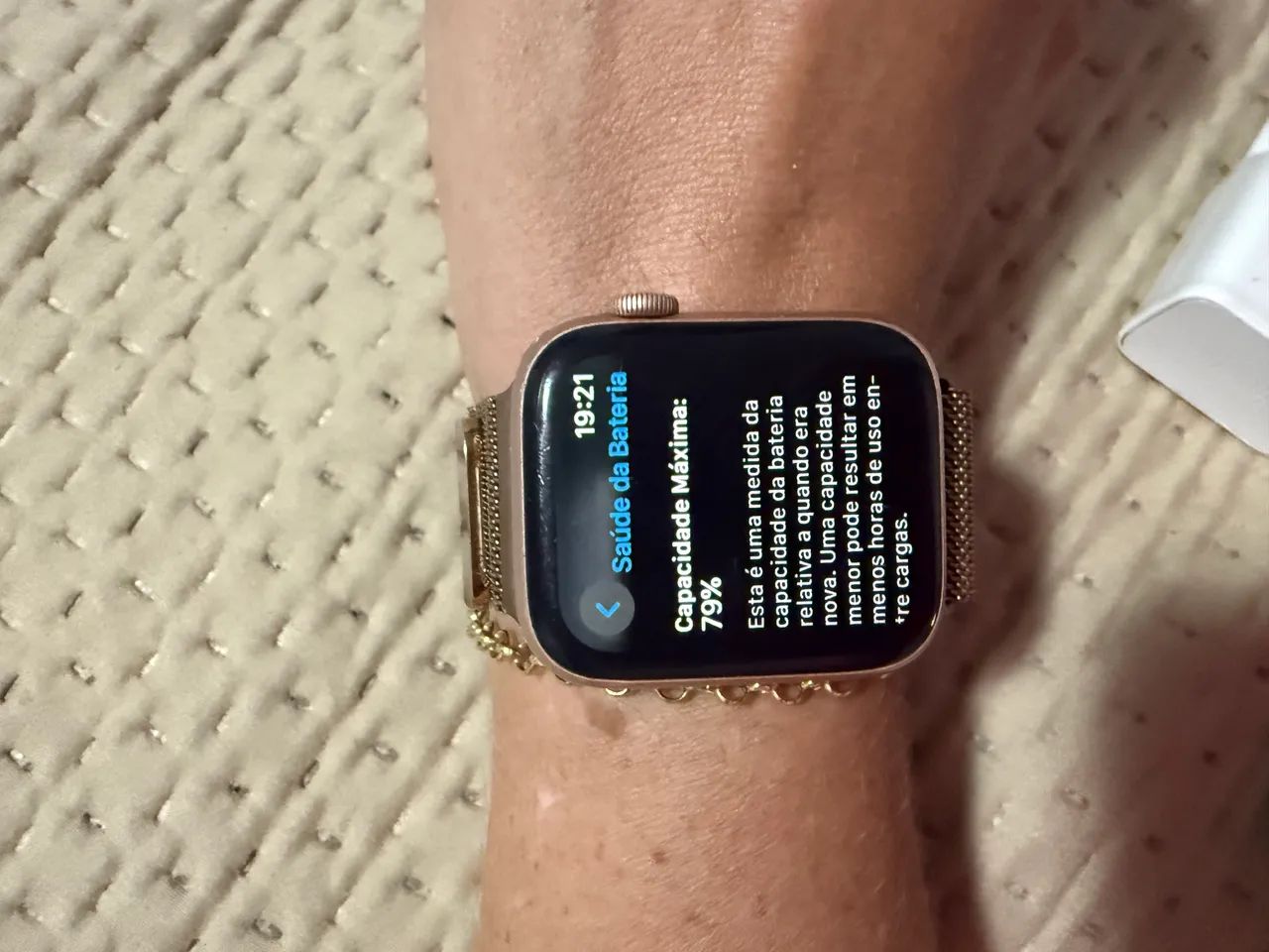 Apple Watch Series 5 GPS 44mm ゴールドアルミニウム Apple Watch Series 5 Cellular + Gps, 44 mm, Aço Inoxidável Dourado