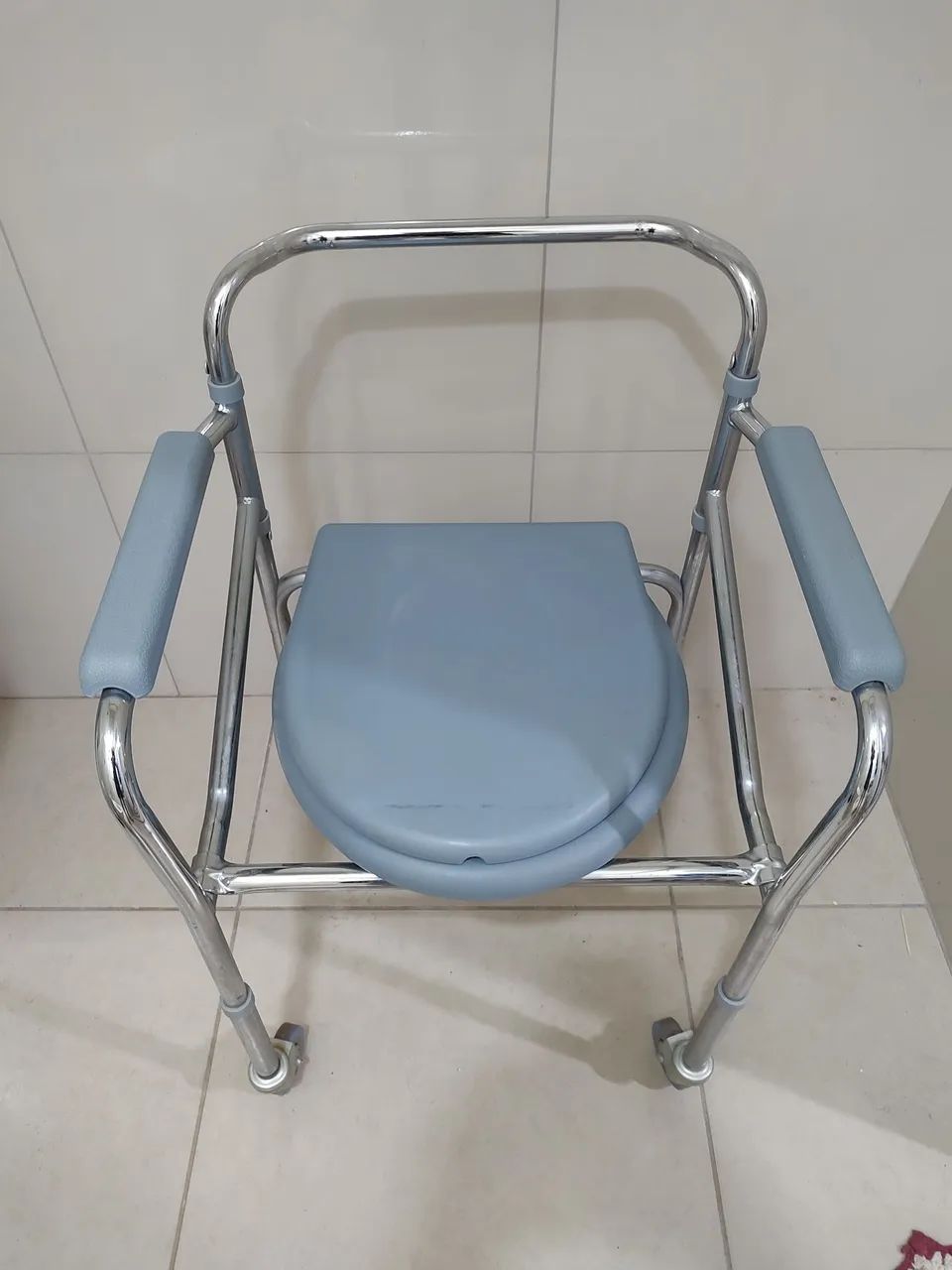 Cadeira de banho - Foto 2