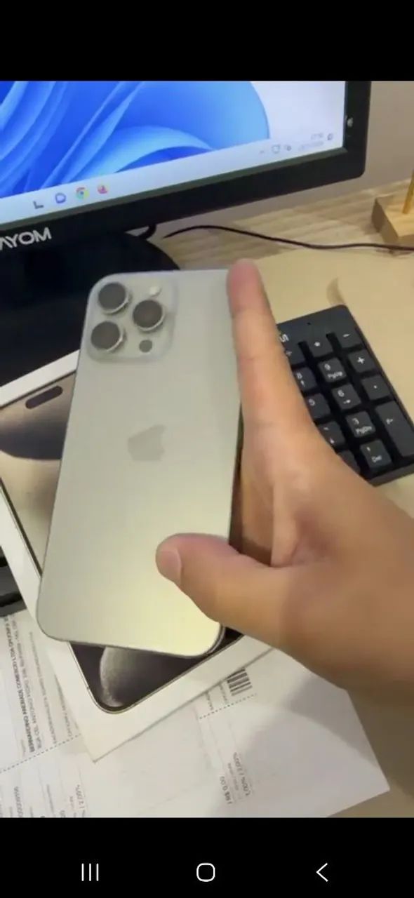 Iphone 15 pro max 256G - Foto 3