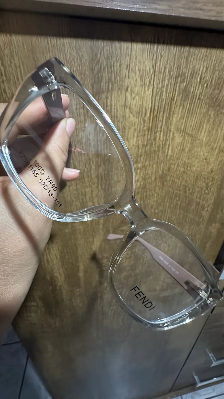 Armação para óculos feminino Fendi  - Foto 2