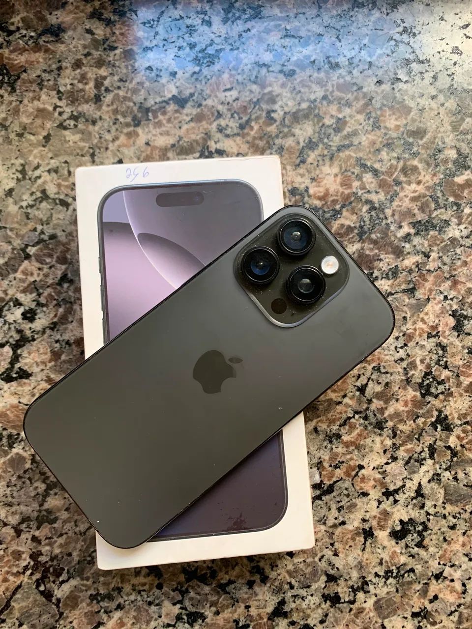 iPhone 16 pro 256