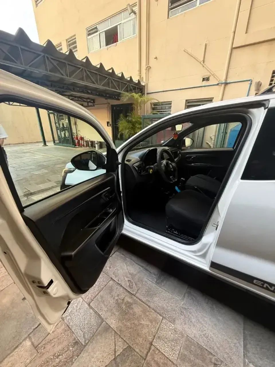Fiat Strada Endurance 1.4 Flex 8V CS Plus 2022 - Foto 4