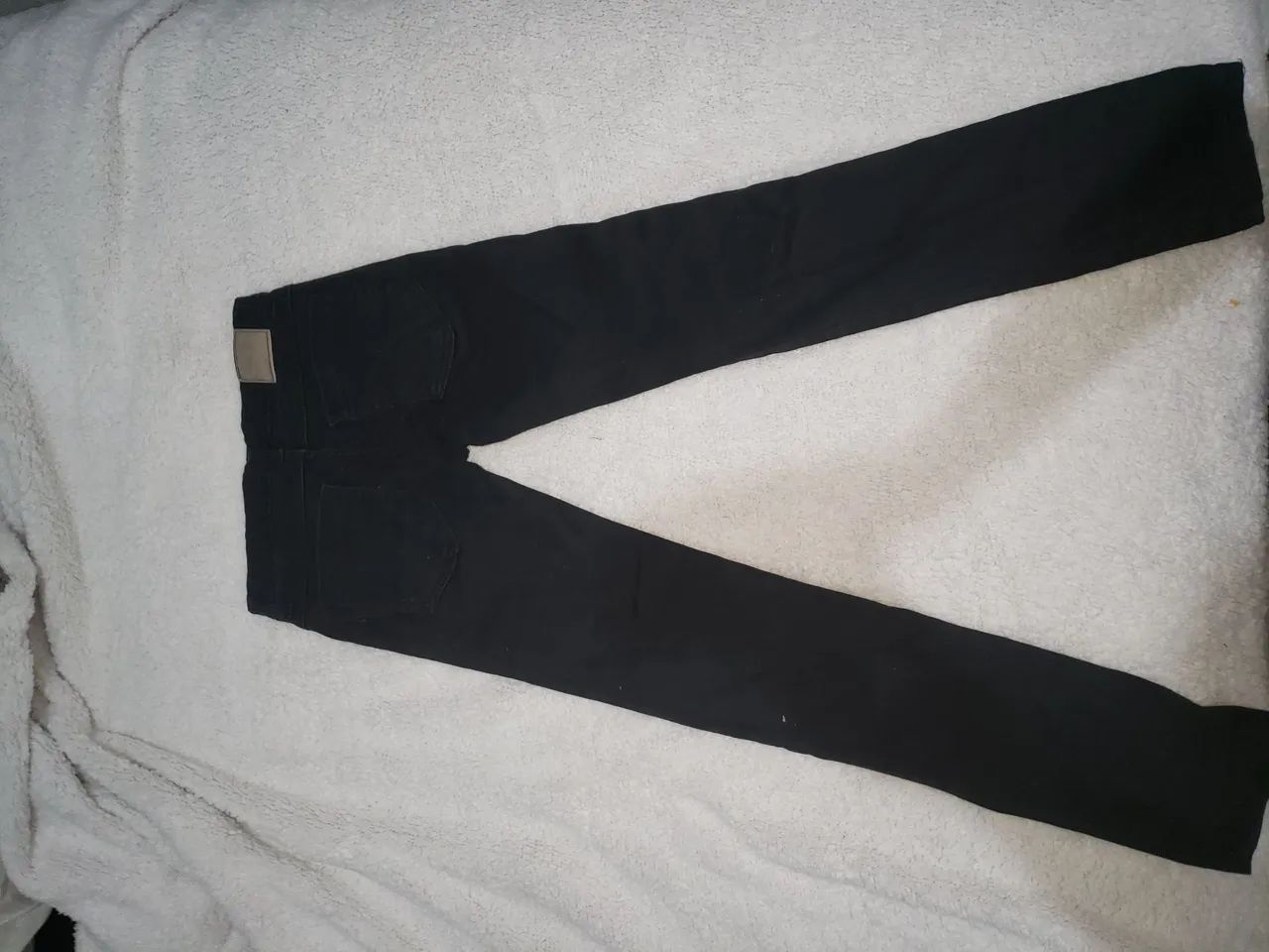 Calça jeans preta P - Foto 2