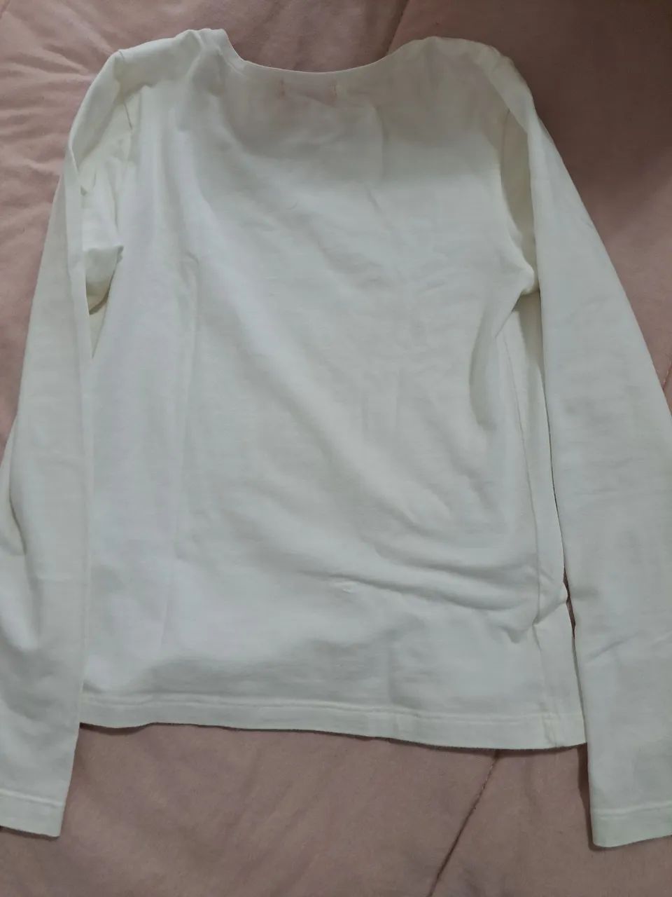 Blusinha meia estação com brilhos - Foto 3