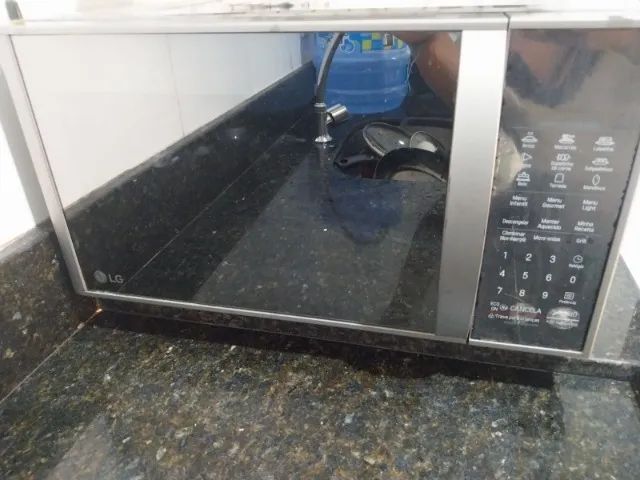 Micro-ondas LG 30 L