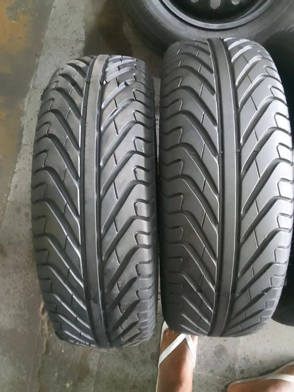 Pneu 185/70/14 