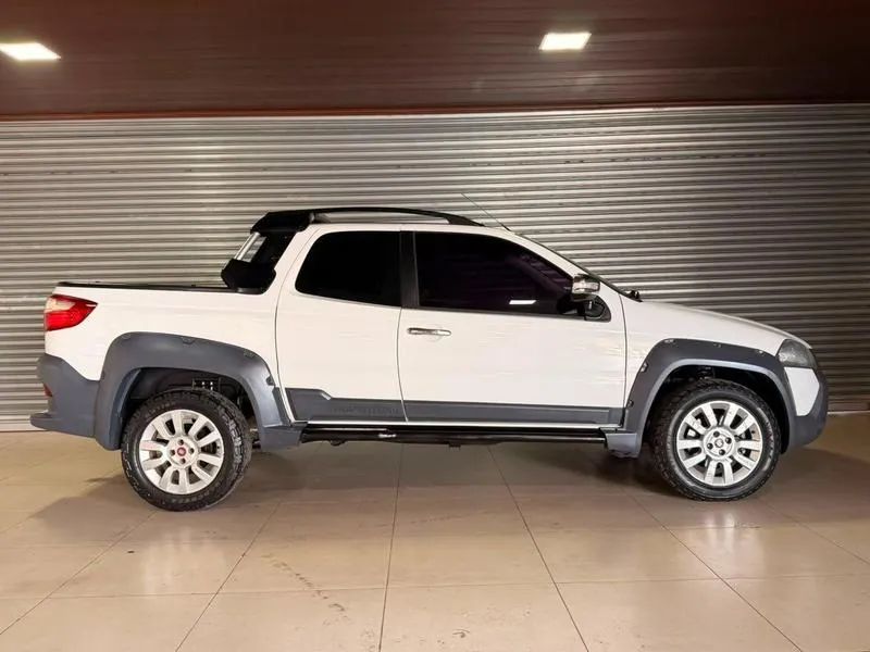 Fiat Strada Adv.ext./ Ext. 1.8 Locker Flex CD 2016 - Foto 4