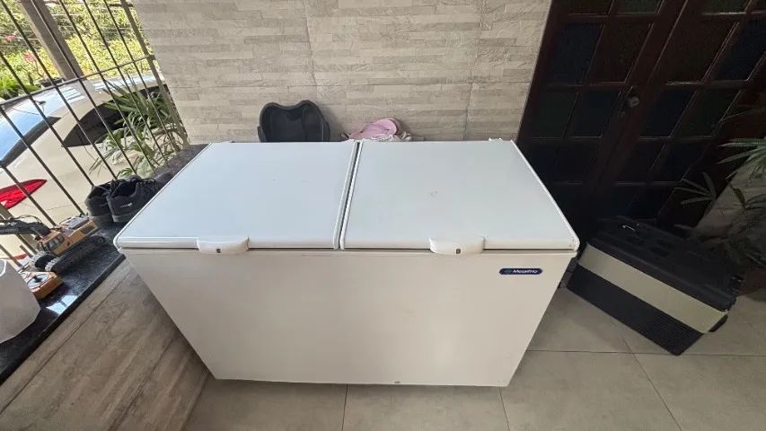 Frezzer horizontal 419 litros 22o volts  - Foto 5