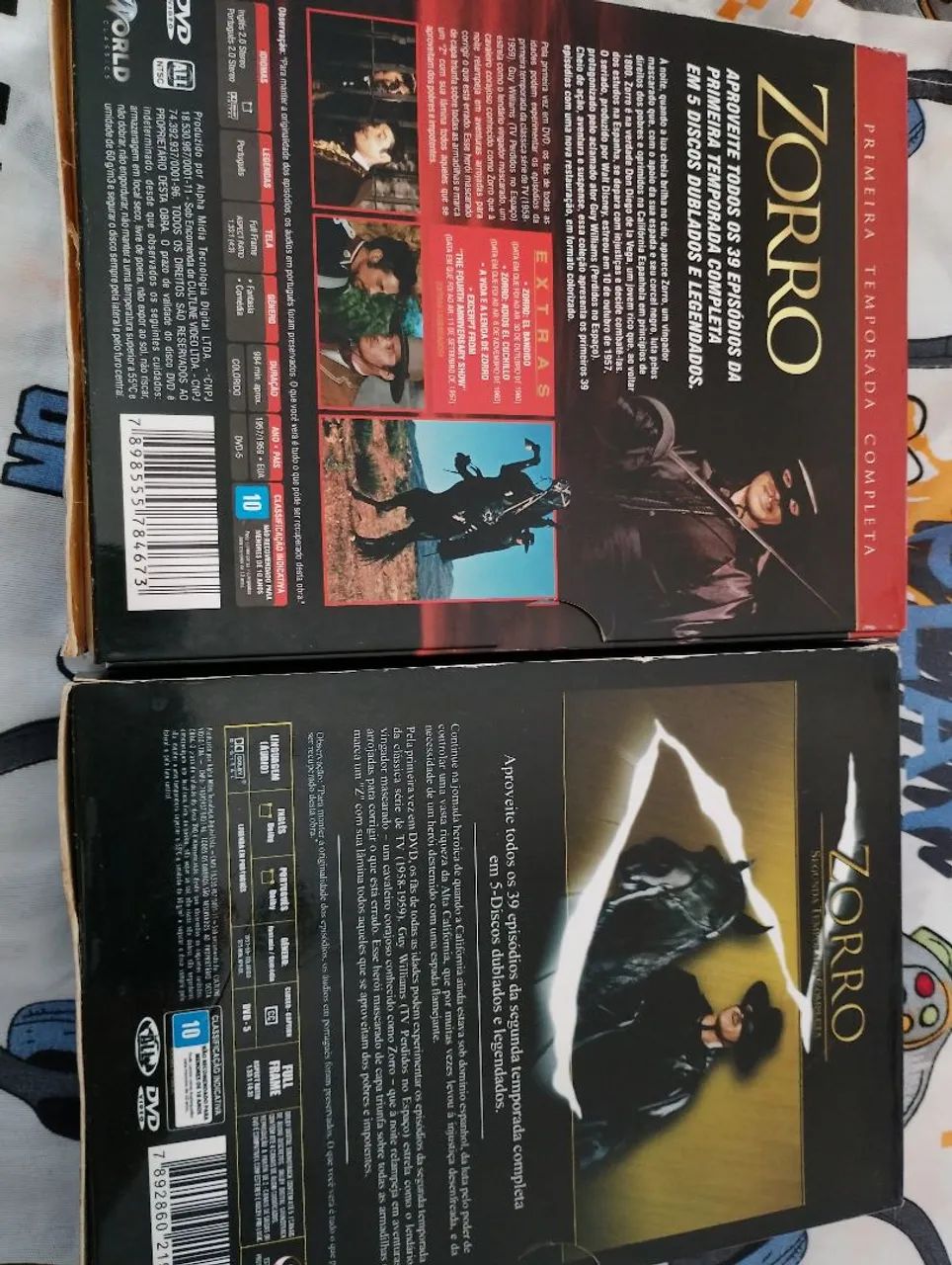 Série Zorro da 1 e 2 T em DVD Original completo com luva Faço Olx